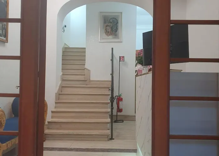 מלון Flaminia Grottarossa 3*